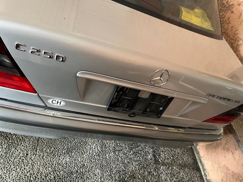 Mercedes-benz C250 1999 d'occasion — photo 2